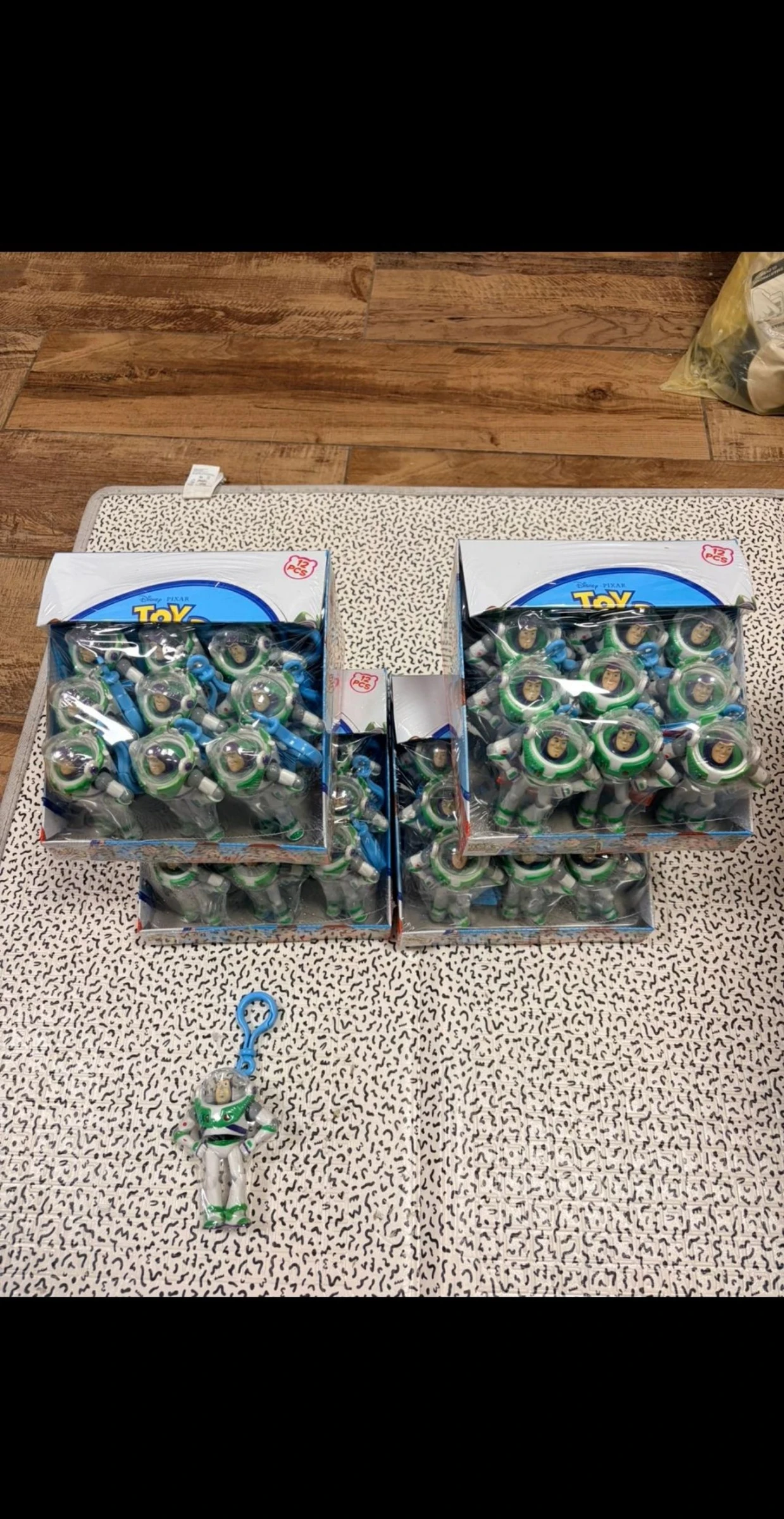 Lot de 72 porte-clés Buzz l'Éclair Toy Story